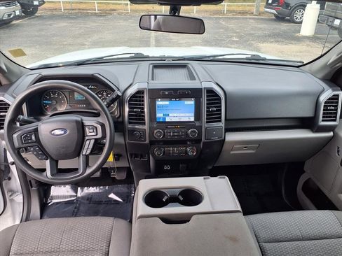 Used 2019 Ford F150 XLT image 3