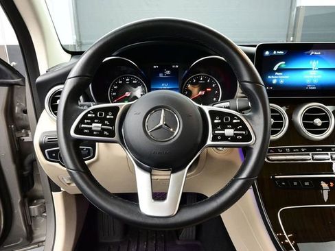 Used 2022 Mercedes-Benz GLC 300 image 8