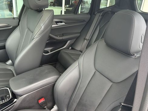 Used 2023 BMW X3 M40i AWD/4WD image 29