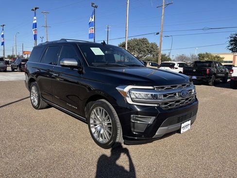 Certified 2023 Ford Expedition Platinum image 5