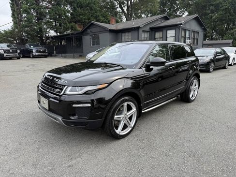 Used 2017 Land Rover Range Rover Evoque SE Premium AWD/4WD image 2