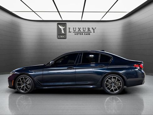 Used 2022 BMW 540i xDrive w/ M Sport Package AWD/4WD image 5