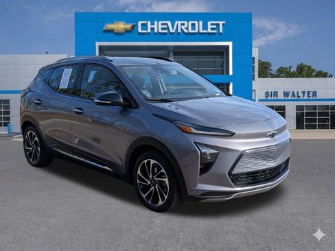 Used 2023 Chevrolet Bolt EUV Premier w/ Sun & Sound Package image 8