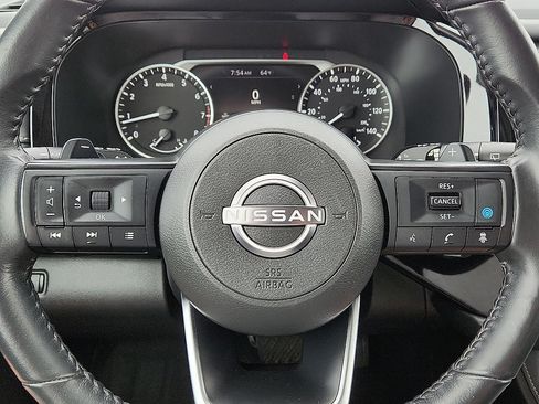 Used 2024 Nissan Pathfinder SV AWD/4WD image 11