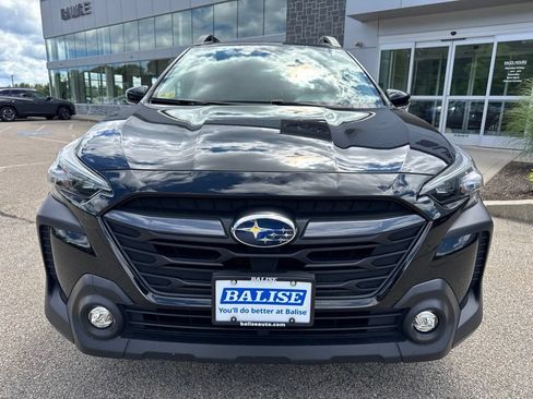 Used 2024 Subaru Outback Premium AWD/4WD image 6