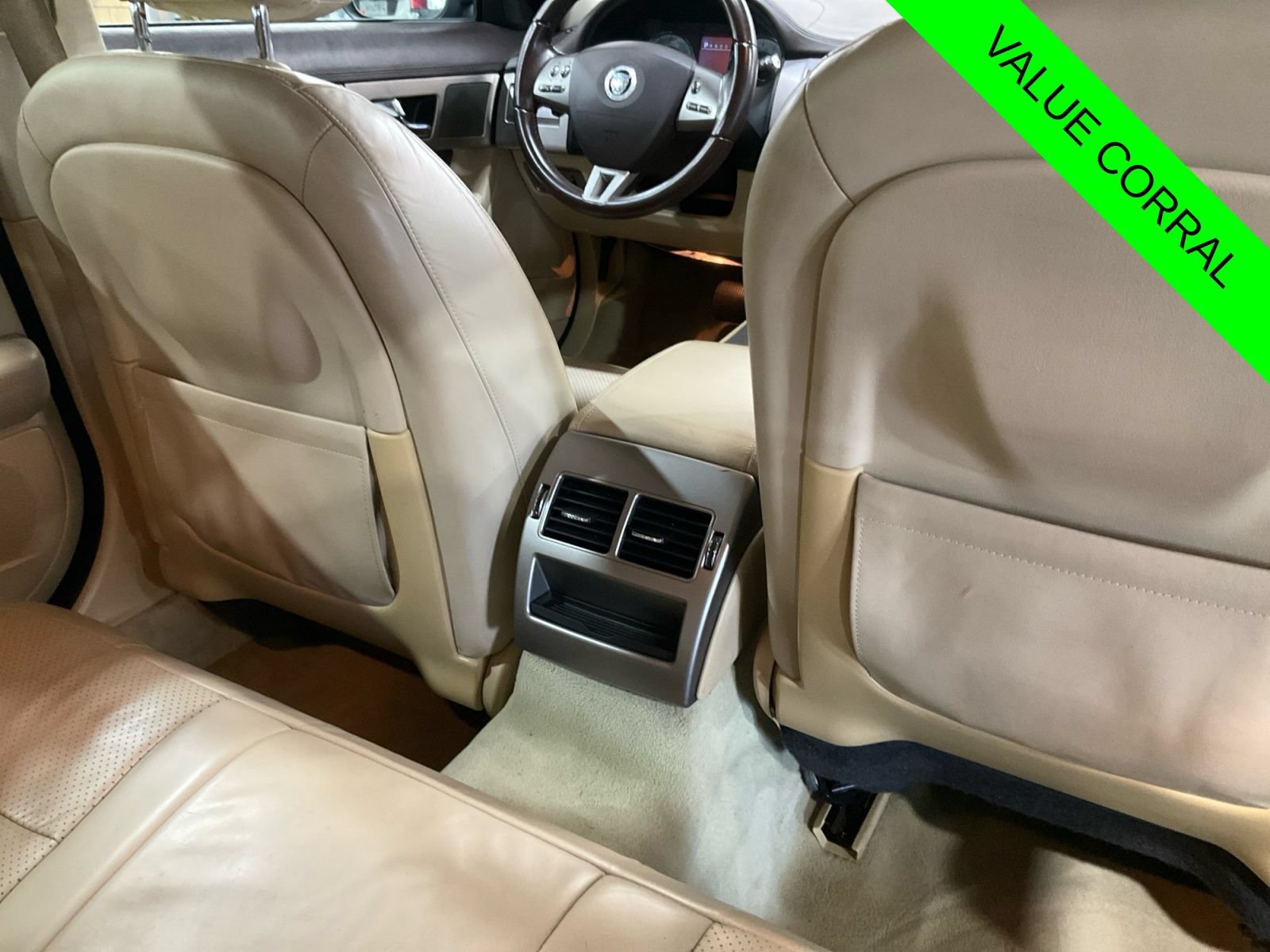 Used 2009 Jaguar XF Premium RWD image 18