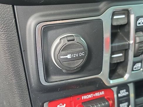 Used 2022 Jeep Gladiator Rubicon image 35