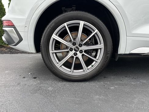 Used 2023 Audi SQ5 Prestige w/ Prestige Package image 42