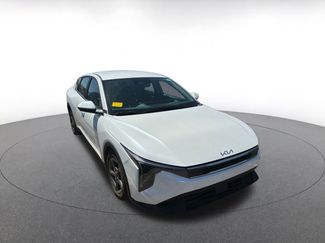 Used 2025 Kia K4 LXS video 2