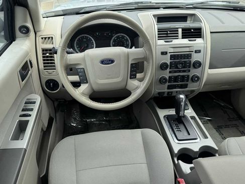 Used 2011 Ford Escape 2WD Hybrid image 9