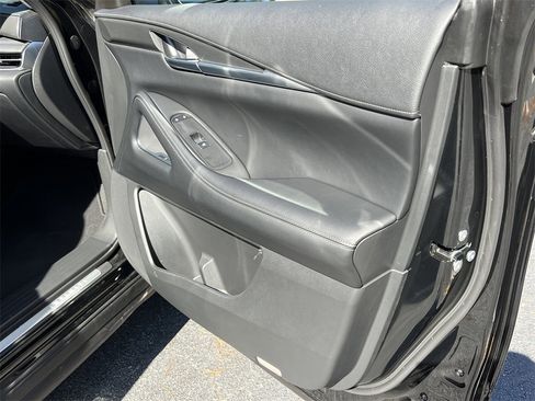 Used 2025 INFINITI QX60 Luxe w/ Cargo Package image 12