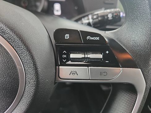 Used 2023 Hyundai Elantra SEL FWD image 22