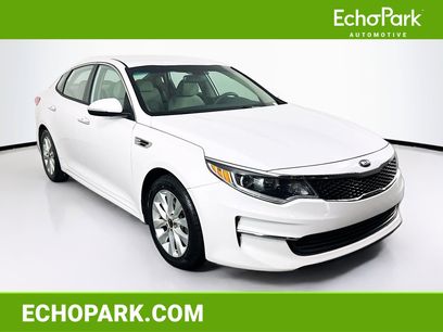 Used 2018 Kia Optima LX w/ 17" Alloy Wheels Package