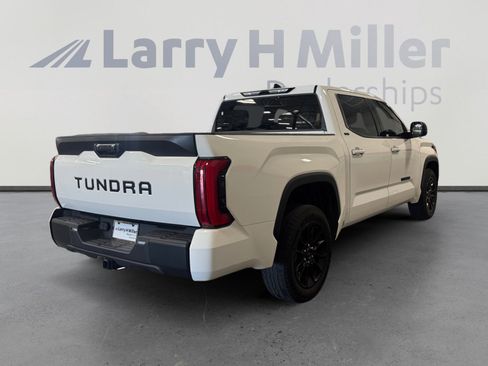 Used 2023 Toyota Tundra SR5 w/ SR5 Premium Package RWD image 5