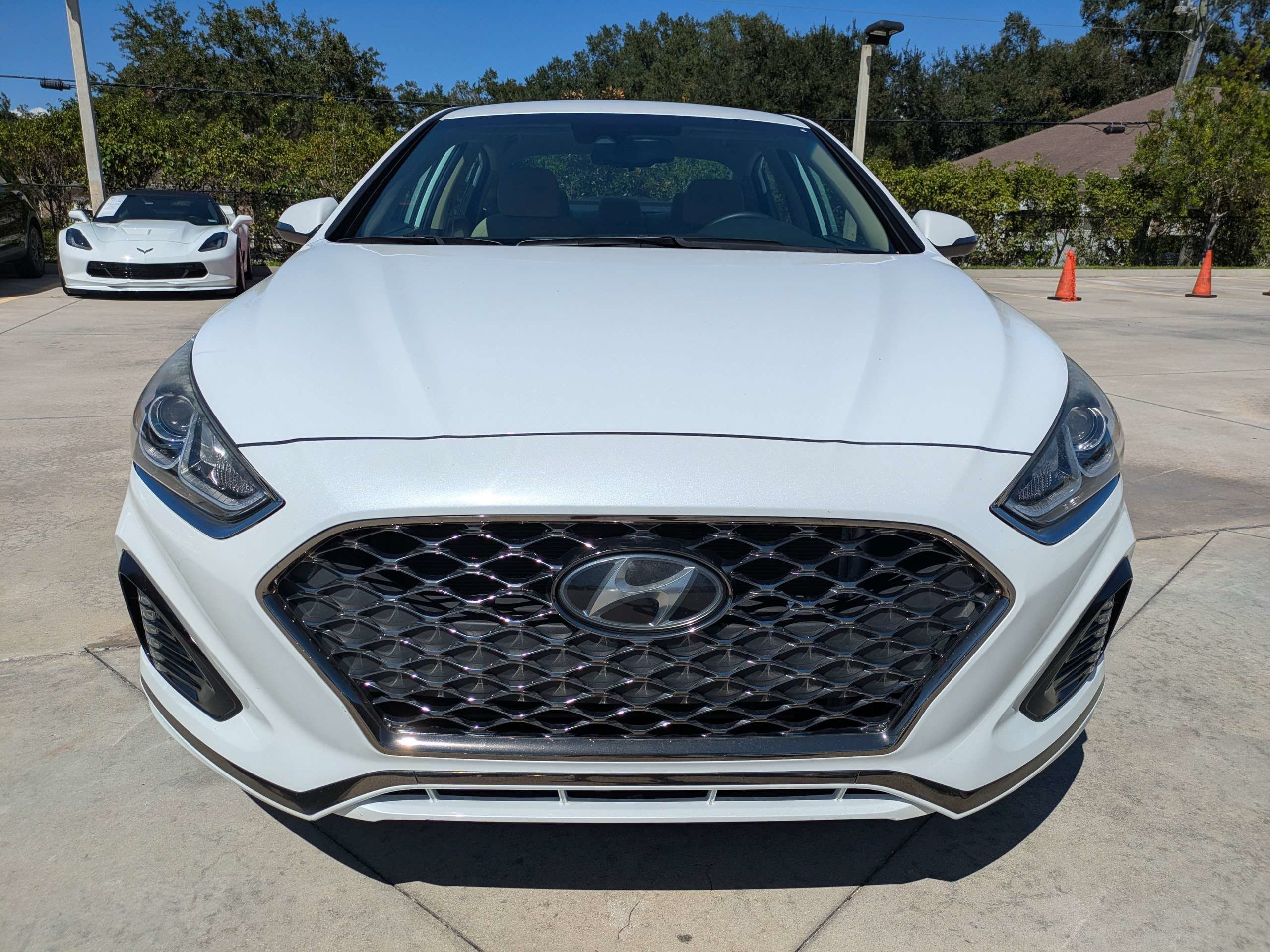 Used 2019 Hyundai Sonata SEL w/ Tech Package 02 FWD image 6