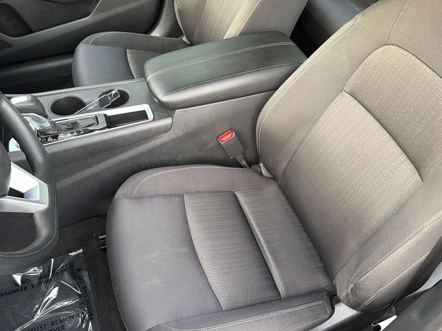 Used 2025 Nissan Altima 2.5 SV FWD image 30
