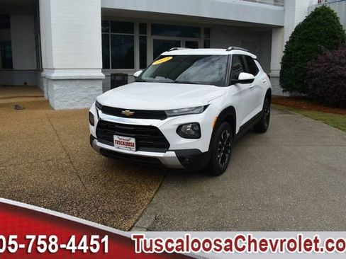 Used 2023 Chevrolet TrailBlazer LT w/ Convenience Package FWD image 5