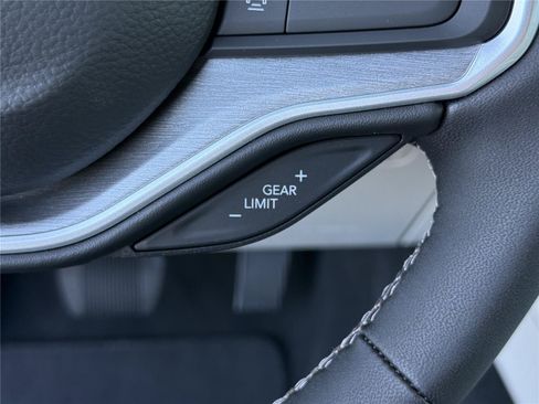 New 2026 Jeep Grand Wagoneer Limited AWD/4WD image 30