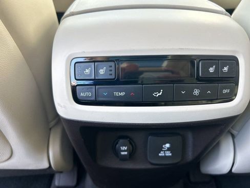 Used 2021 Hyundai Palisade Calligraphy image 12