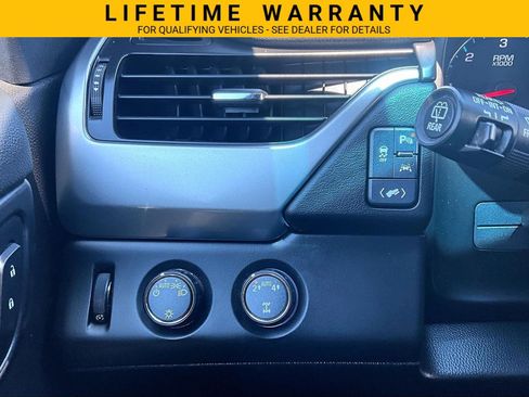 Used 2017 Chevrolet Tahoe LT AWD/4WD image 28