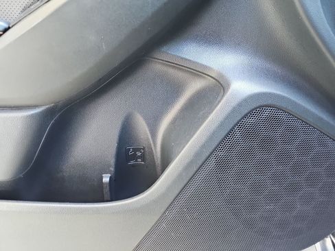 Used 2019 Subaru Crosstrek 2.0i Limited AWD/4WD image 34