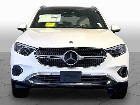 New 2026 Mercedes-Benz GLC 300 4MATIC image 2