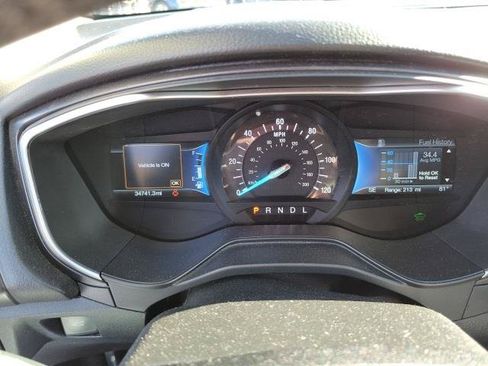 Used 2019 Ford Fusion Titanium FWD image 12