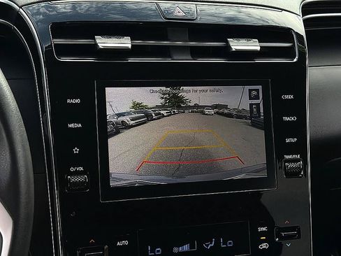 Certified 2024 Hyundai Tucson SEL AWD/4WD image 13