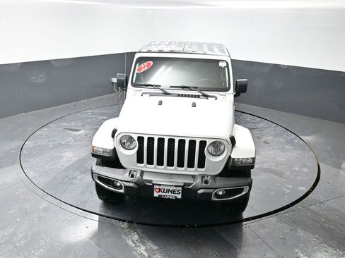 Used 2022 Jeep Gladiator Sport image 43