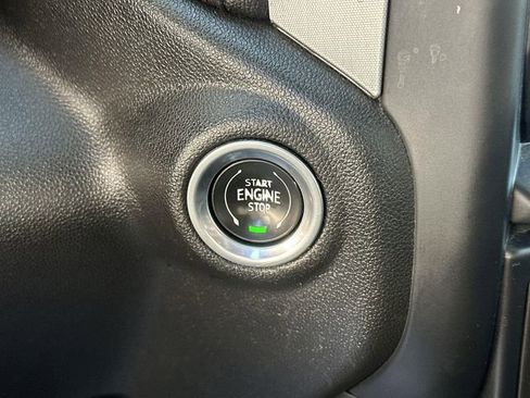 Used 2021 GMC Sierra 1500 Elevation image 15