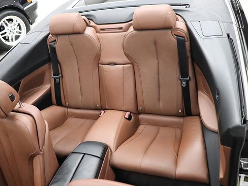 Used 2012 BMW 650i Convertible image 22