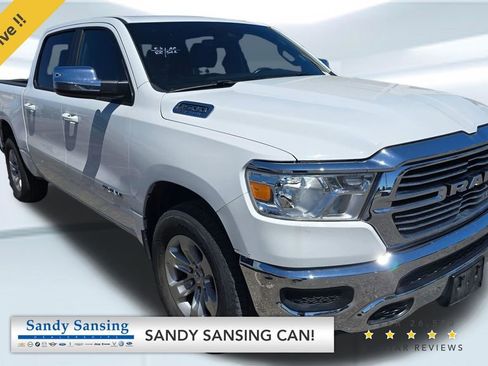 Used 2024 RAM 1500 Laramie AWD/4WD image 1