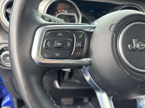 Used 2020 Jeep Wrangler Unlimited Sahara w/ Uconnect 4C Nav & Sound Group image 20