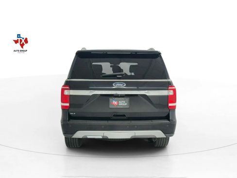 Used 2019 Ford Expedition XLT w/ Equipment Group 202A image 7