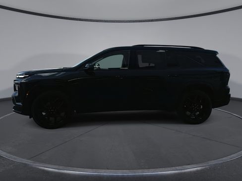 New 2026 Chevrolet Traverse RS w/ LPO, Floor Liner Package AWD/4WD image 11