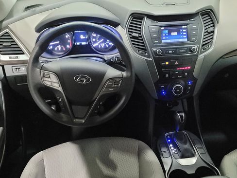 Used 2018 Hyundai Santa Fe Sport image 22