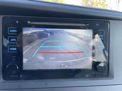 Used 2015 Toyota Sienna XLE w/ XLE Navigation Package image 39