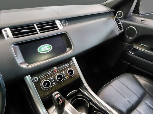 Used 2017 Land Rover Range Rover Sport SE AWD/4WD image 21