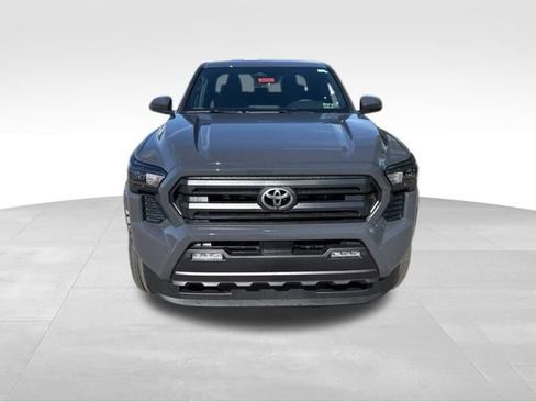 New 2025 Toyota Tacoma SR5 image 9