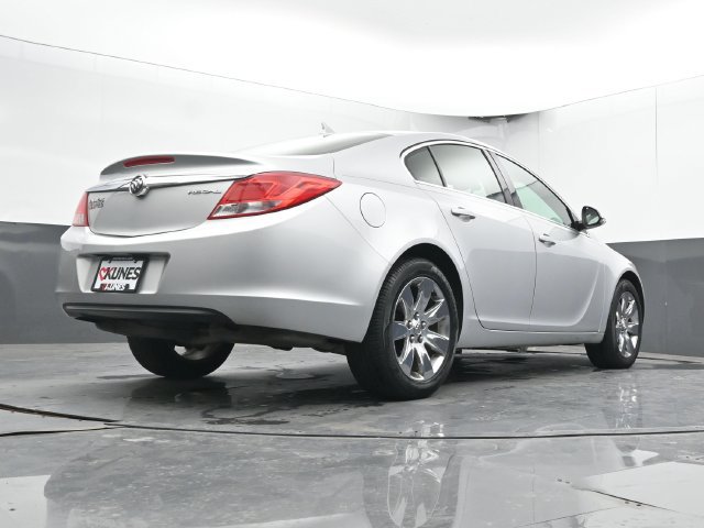 Used 2012 Buick Regal Leather FWD image 40
