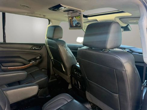 Used 2017 Chevrolet Suburban Premier AWD/4WD image 50