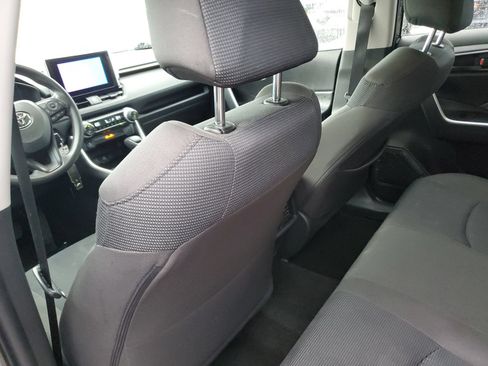 Certified 2025 Toyota RAV4 LE AWD/4WD image 14