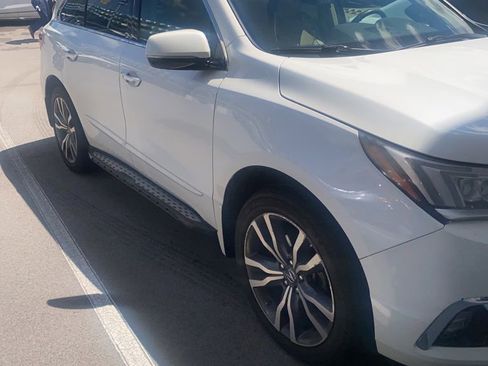 Used 2019 Acura MDX SH-AWD w/ Advance Package image 2