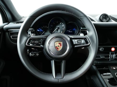 New 2026 Porsche Macan AWD/4WD image 10