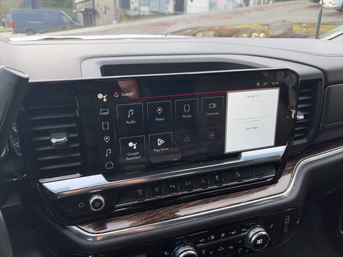 Used 2024 GMC Sierra 2500 SLE w/ SLE Value Package; image 30