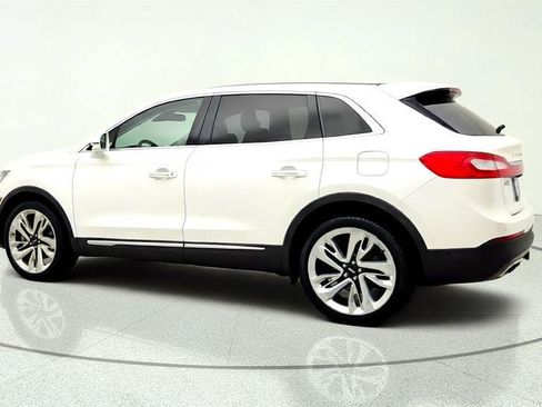 Used 2017 Lincoln MKX Reserve AWD/4WD image 7
