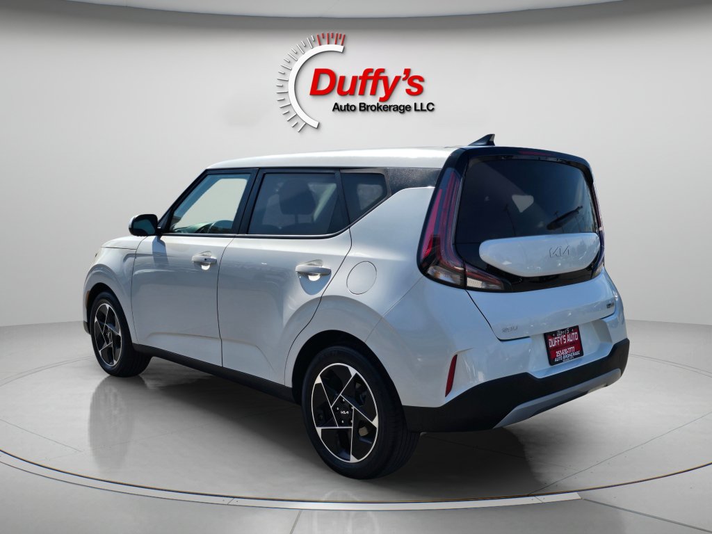 Used 2023 Kia Soul EX FWD image 18