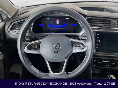 Used 2023 Volkswagen Tiguan SE image 13