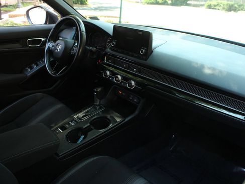 Used 2022 Honda Civic Sport image 25