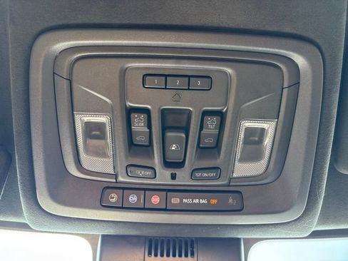 Used 2023 GMC Sierra 1500 AT4X AWD/4WD image 14
